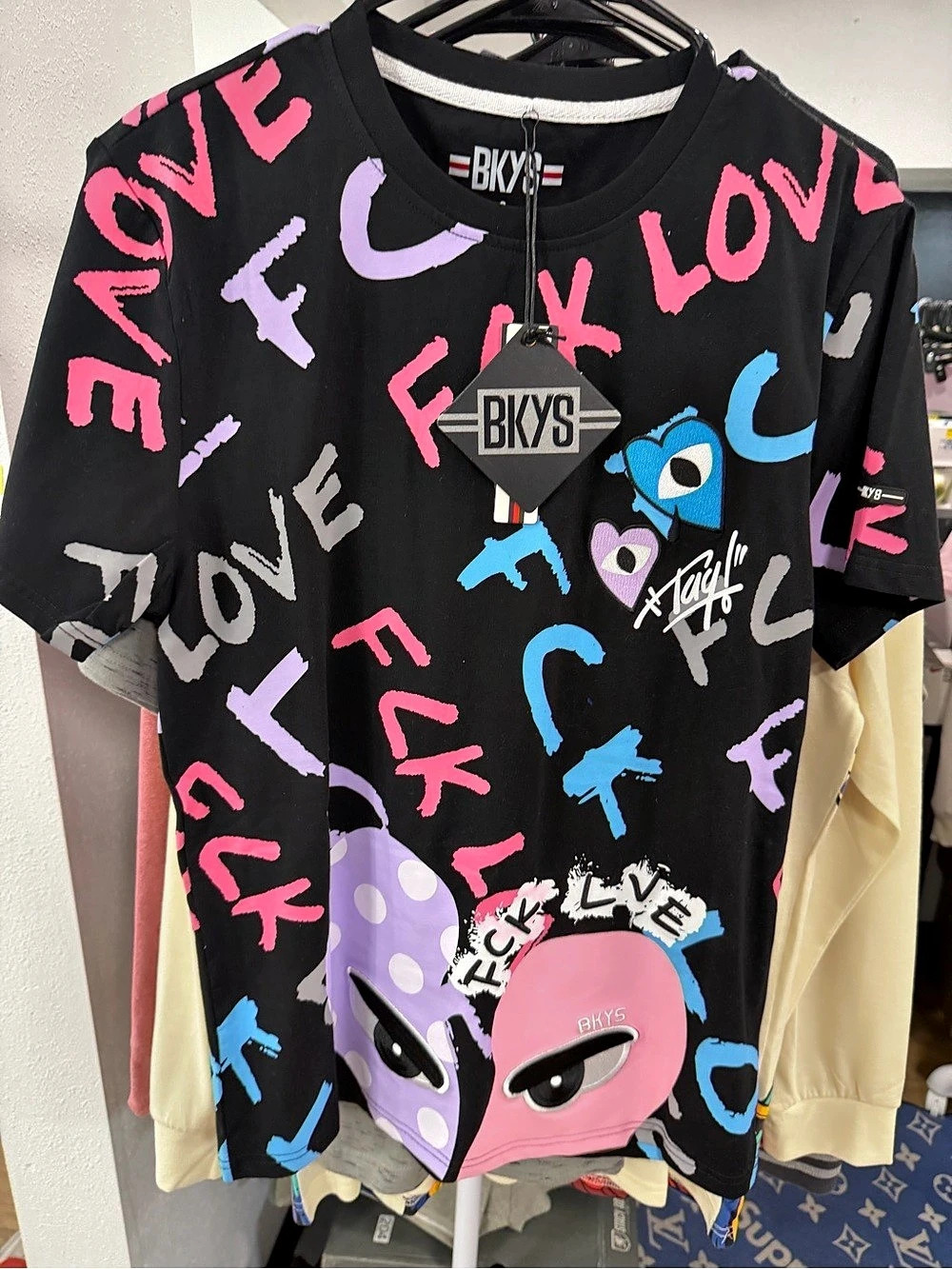 BKYS Abstract Graphic Tee in Black & Pink Size Small NWT